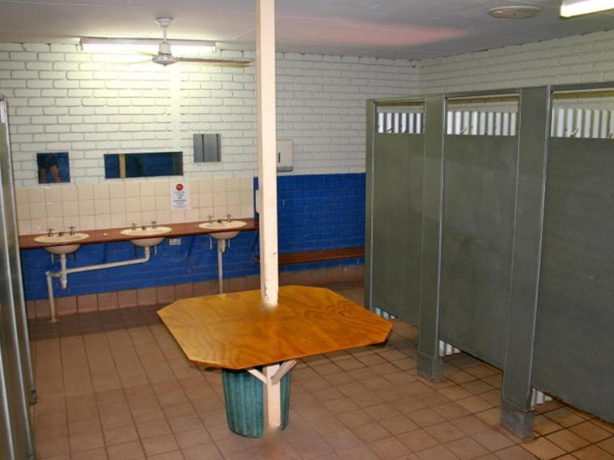 Cable Beach Backpackers Broome Exterior photo